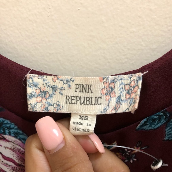 Floral long tank top - Picture 2 of 2